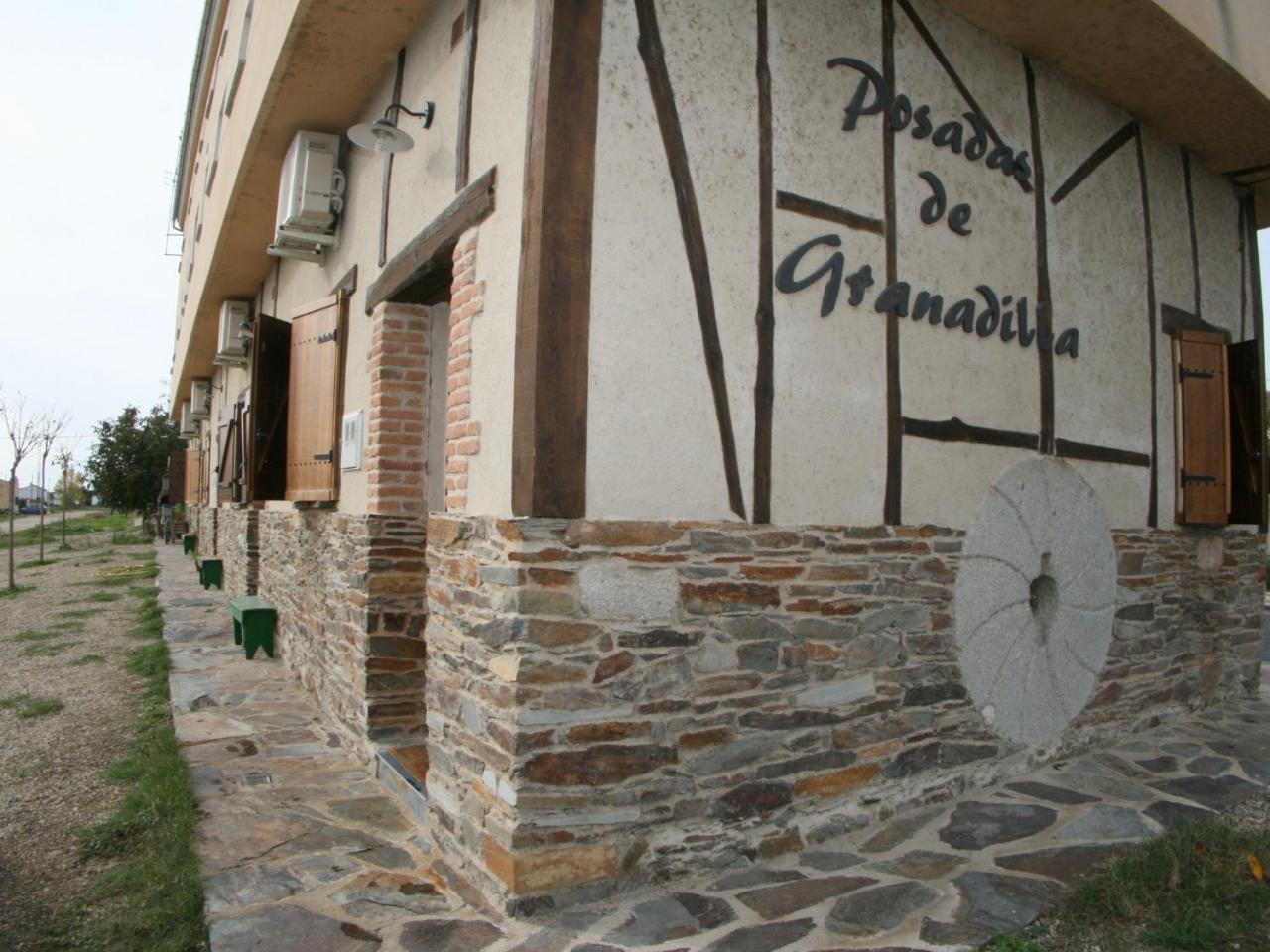 סרסה דה גרנדייה Apartamentos Posadas De Granadilla מראה חיצוני תמונה
